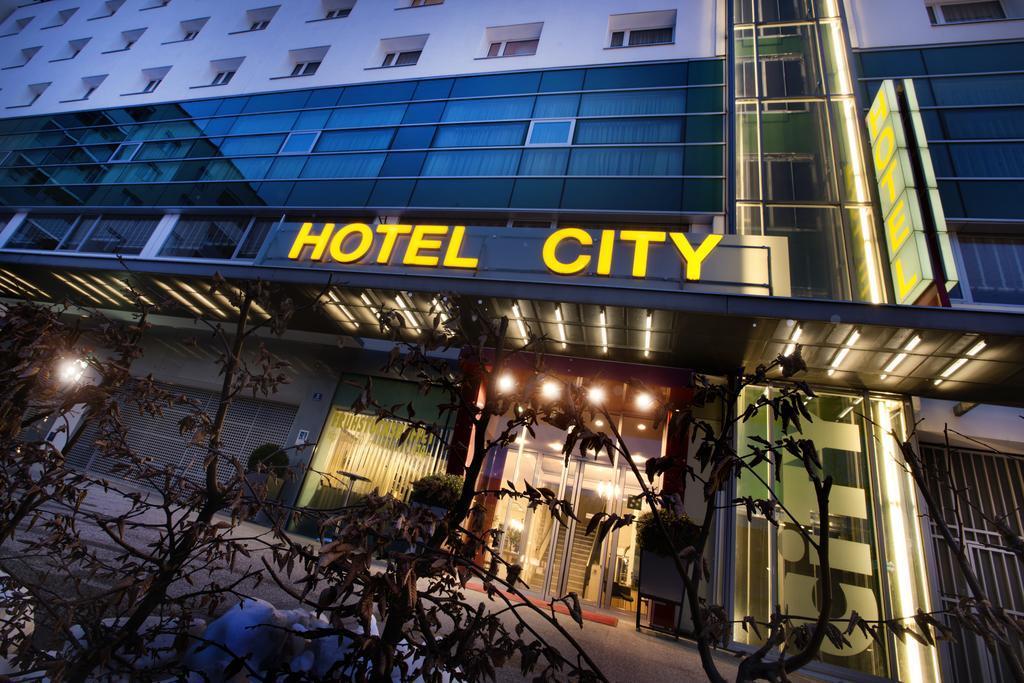 Hotel City Филах Екстериор снимка